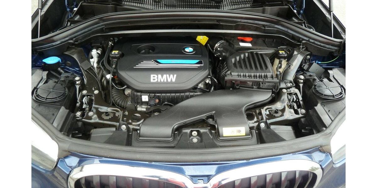 BMW X1 25e X drive Steptronic Navi Head up E-Sitze 154.000 km 16.900 &euro; Ratingen 40885