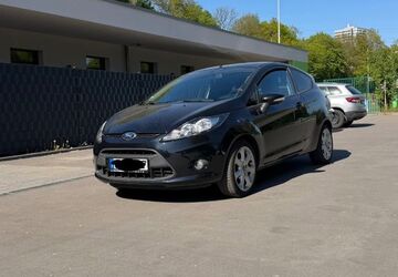 Ford Fiesta 121.500 km 4.350 &euro; Wuppertal 42109