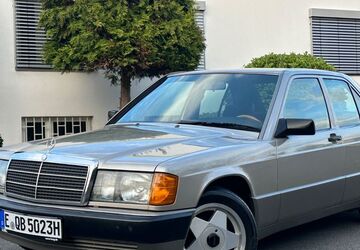 Mercedes-Benz 190 118.000 km 22.700 &euro; Essen 45356