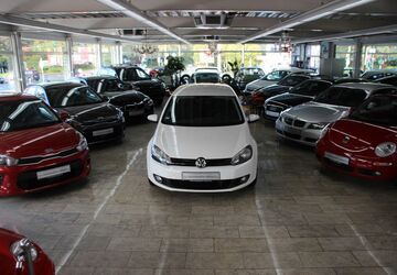 VW Golf 210.000 km 4.390 &euro; Essen 45356