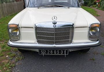 Mercedes-Benz 220 138.000 km 16.450 &euro; Duisburg 47259