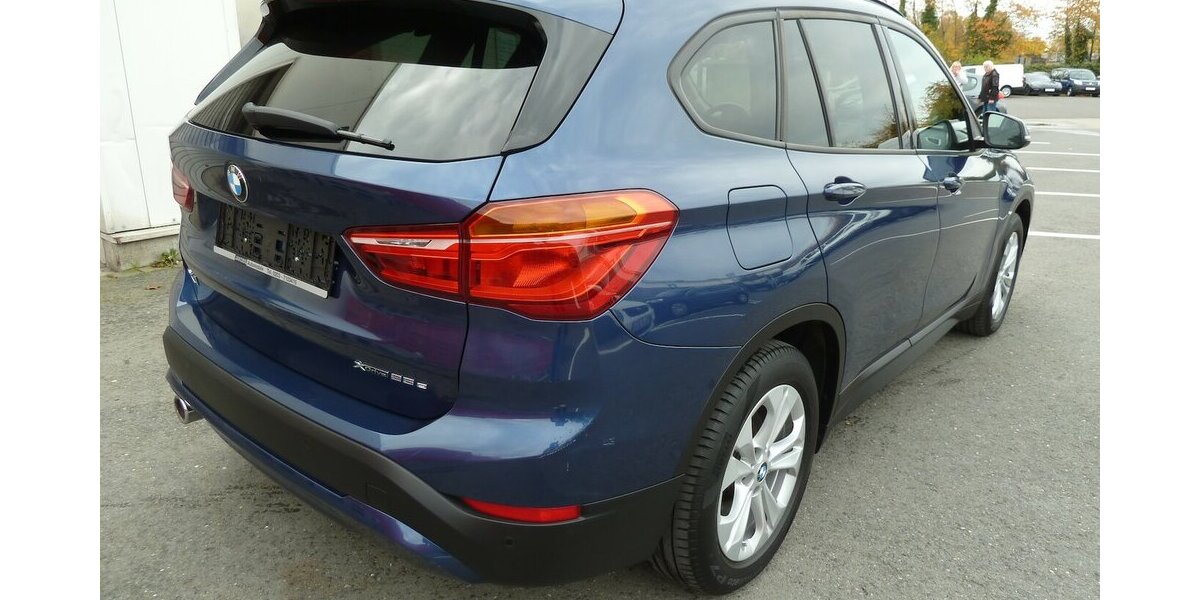 BMW X1 25e X drive Steptronic Navi Head up E-Sitze 154.000 km 16.900 &euro; Ratingen 40885