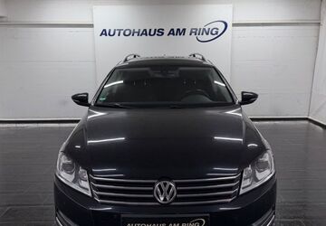 VW Passat 276.832 km 6.699 &euro; Ratingen bei Düsseldorf 40878
