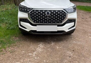 SsangYong REXTON 53.000 km 29.900 &euro; Essen 45149