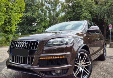 Audi Q7 240.000 km 16.900 &euro; Duisburg 47178