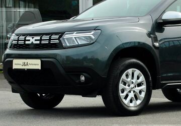 Dacia Duster 61.500 km 14.190 &euro; Düsseldorf 40625