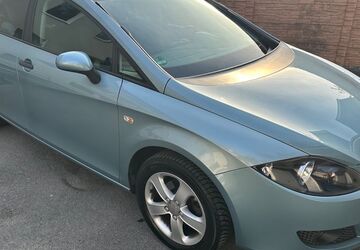 Seat Leon 210.000 km 3.700 &euro; Remscheid 42853