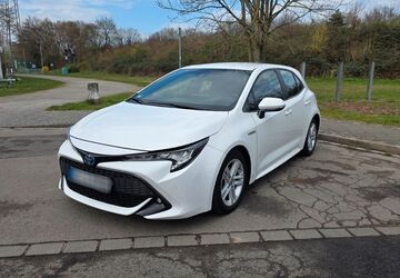 Toyota Corolla 88.000 km 14.970 &euro; Düsseldorf 40589