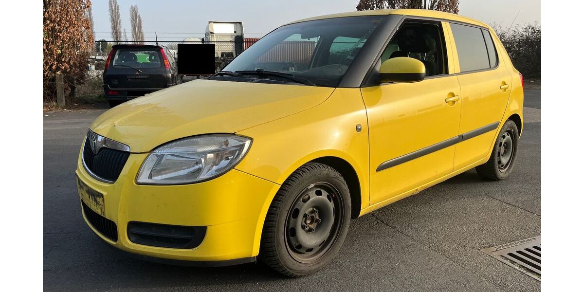 Skoda Fabia 271.650 km 600 &euro; Krefeld 47803
