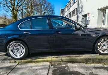 BMW 750 151.000 km 9.950 &euro; Wuppertal 42349