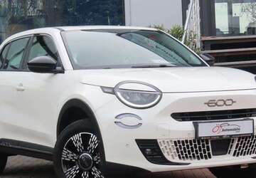 Fiat 600 23.437 km 19.900 &euro; Neuss 41469