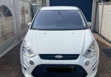 Ford S-Max 159.000 km 7.900 &euro; Duisburg 47199