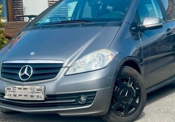 Mercedes-Benz A 160 211.869 km 999 &euro; Gelsenkirchen 45884