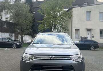 Mitsubishi Outlander 236.000 km 10.990 &euro; essen 45307