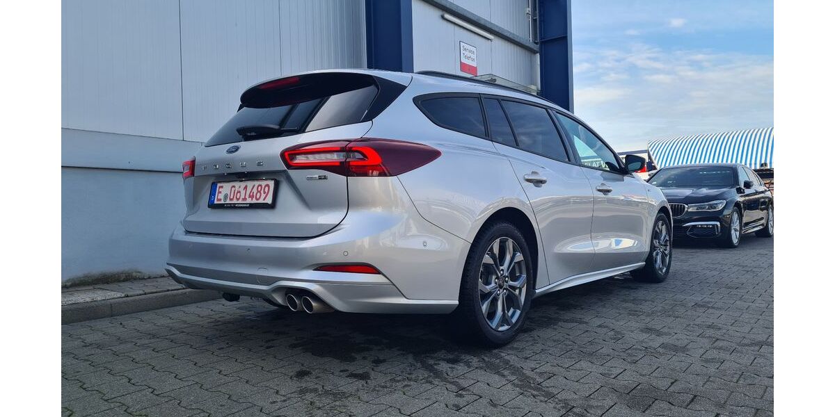 Ford Focus 6.800 km 19.300 &euro; Essen 45276