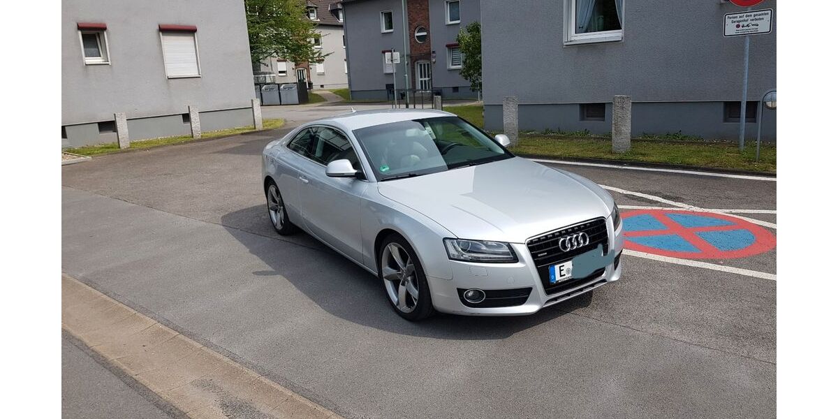 Audi A5 68.000 km 16.499 &euro; Essen 45355