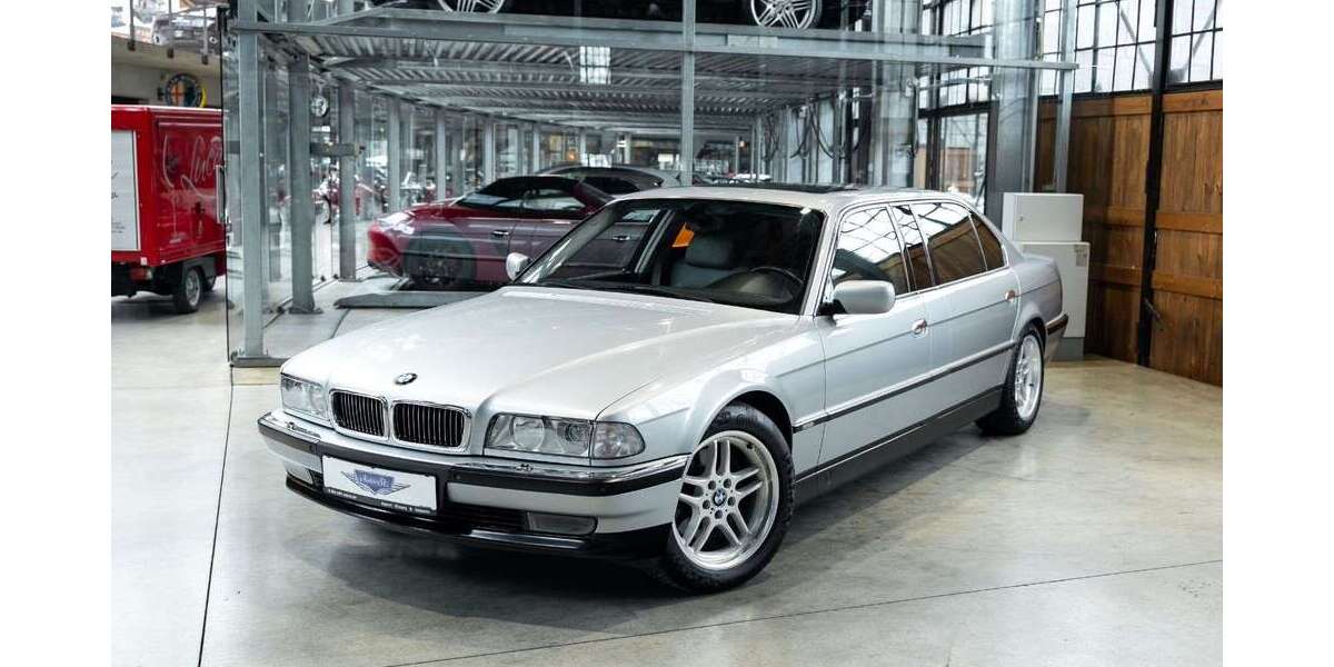 BMW 750 60.070 km 37.890 &euro; Neuss 41460