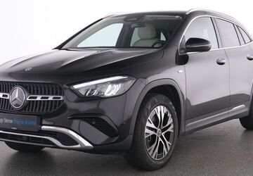 Mercedes-Benz GLA 250 13.344 km 41.885 &euro; Essen 45309