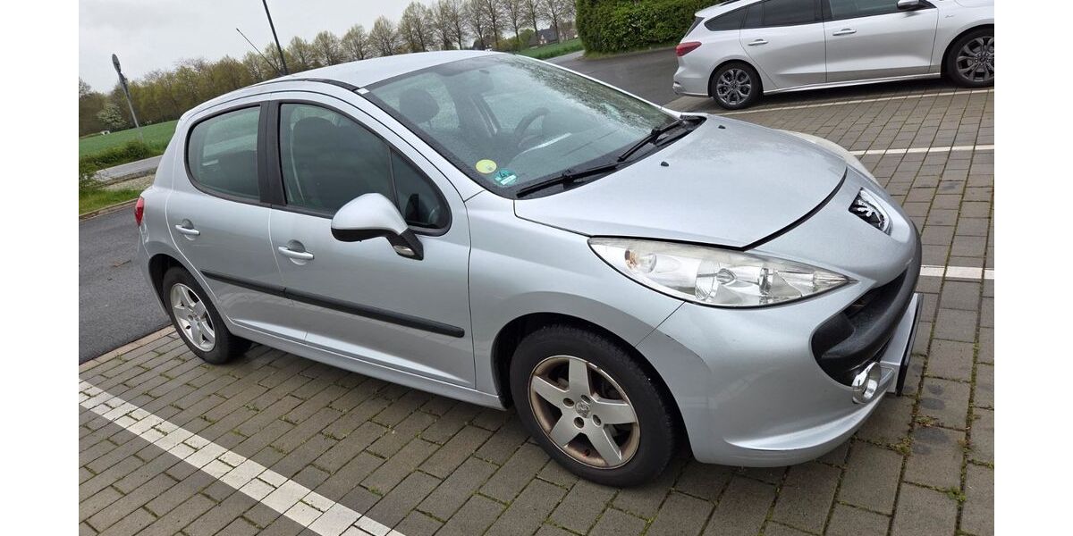 Peugeot 207 178.000 km 1.750 &euro; Meerbusch 40667