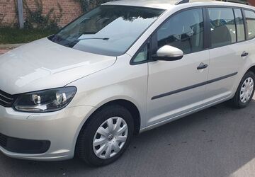 VW Touran 84.500 km 8.250 &euro; Essen 45359