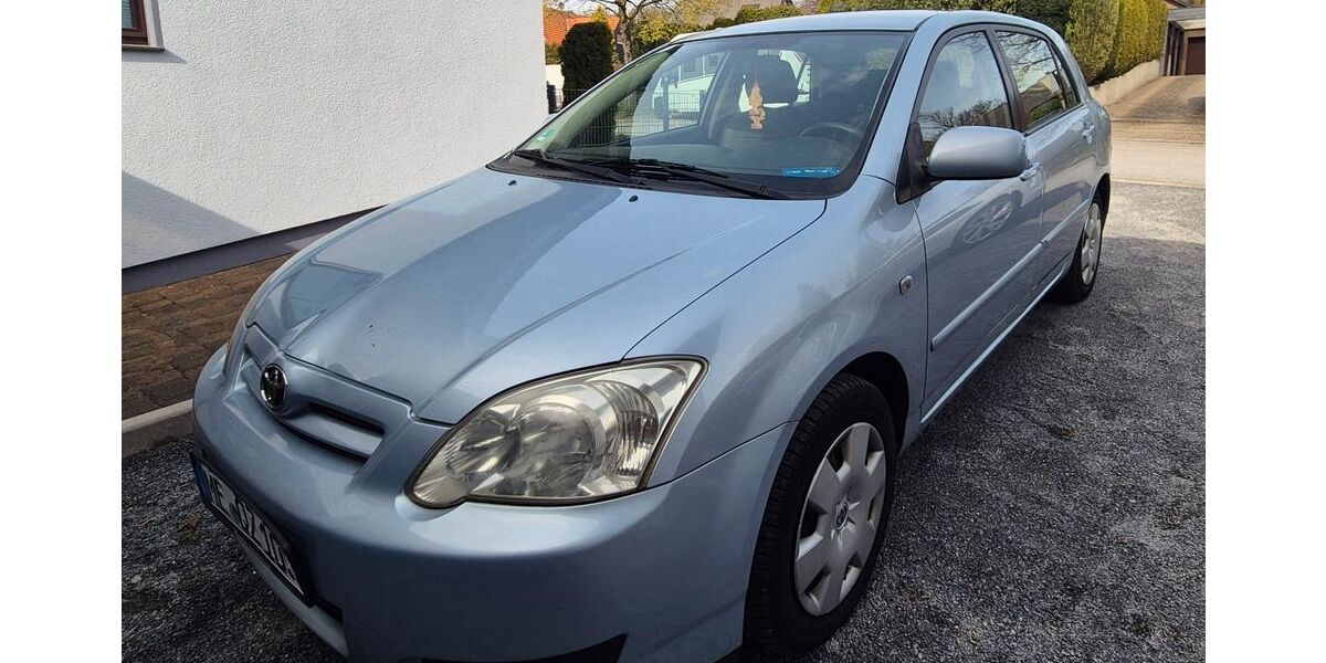Toyota Corolla 222.000 km 3.299 &euro; Wülfrath 42489
