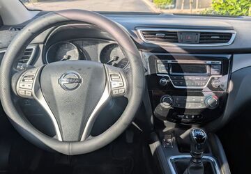 Nissan Qashqai 111.462 km 7.200 &euro; Velbert 42551