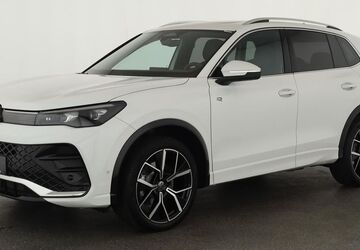 VW Tiguan 29.400 km 45.084 &euro; Neuss 41460