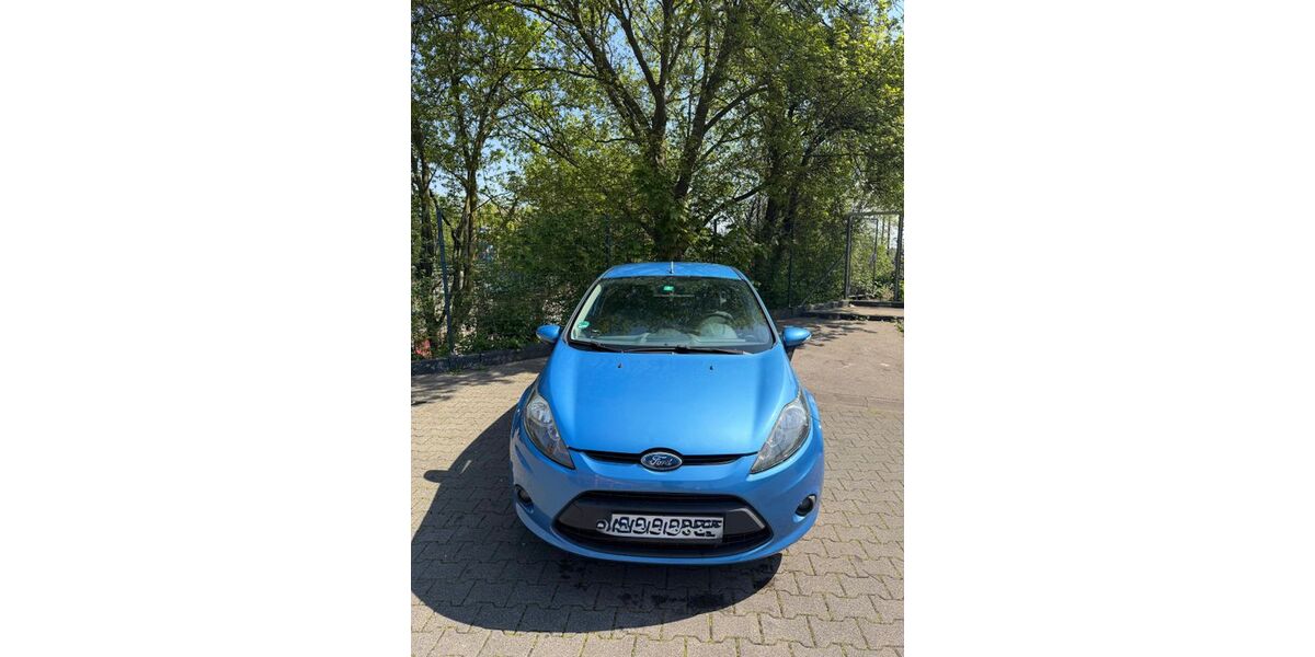 Ford Fiesta 214.000 km 2.500 &euro; Düsseldorf 40211