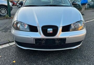 Seat Ibiza 66.000 km 1.700 &euro; Essen 45359