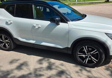 Volvo XC40 102.700 km 26.500 &euro; Remscheid 42855