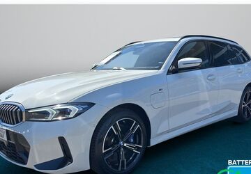 BMW 330 27.715 km 46.390 &euro; Duisburg 47053