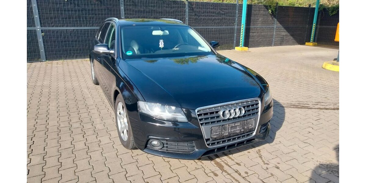 Audi A4 320.000 km 3.700 &euro; Oberhausen 46045