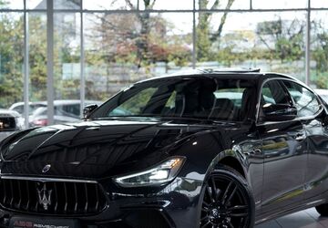 Maserati Ghibli 109.800 km 35.900 &euro; Remscheid/NRW 42855