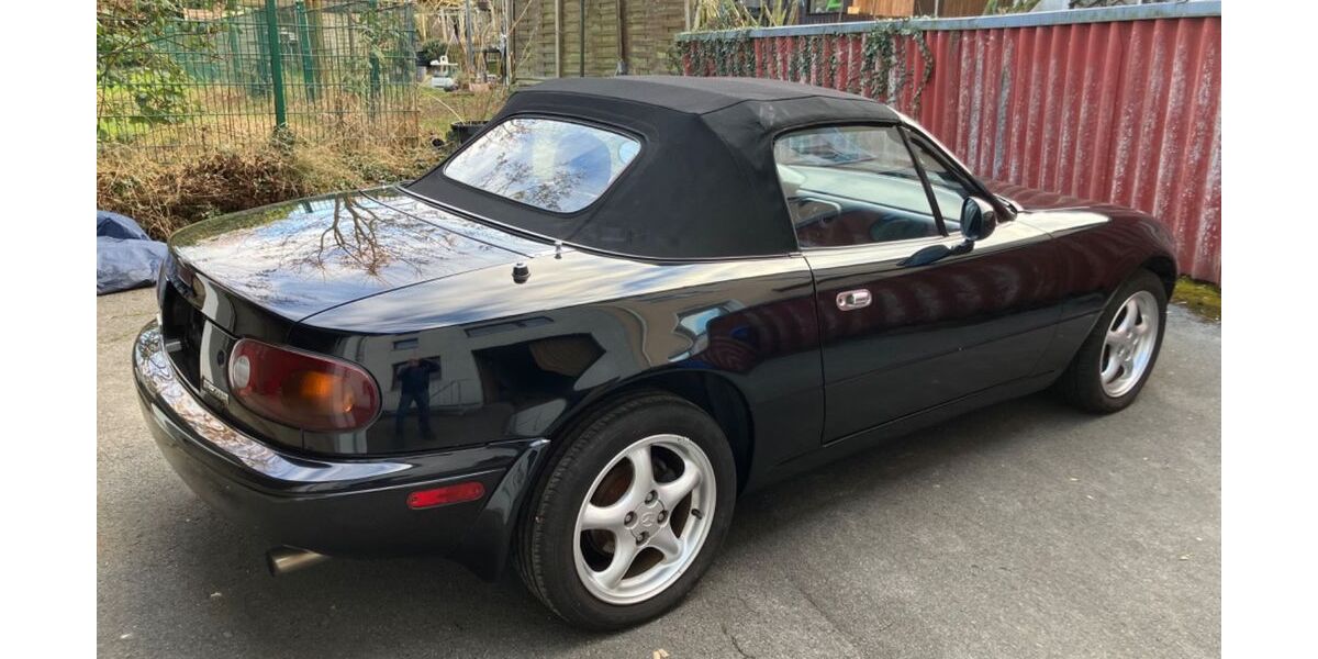 Mazda MX-5 186.000 km 7.490 &euro; Essen 45356