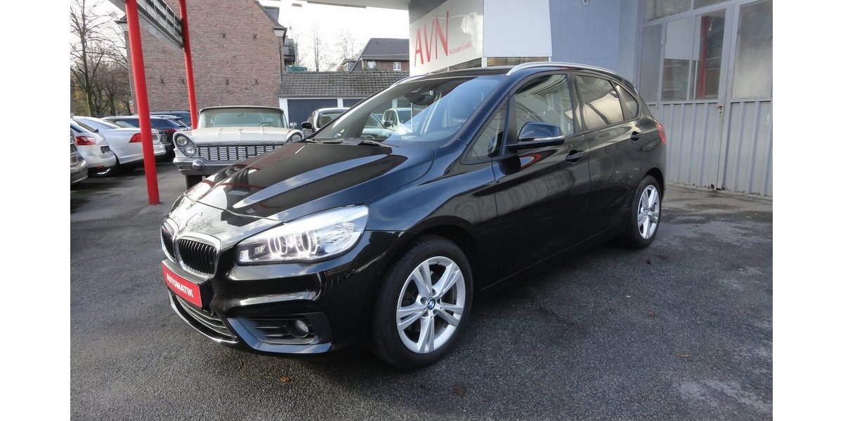 BMW 218 Active Tourer Autom Navi LED Klimatr.PDC SHZ 112.000 km 11.999 &euro; Neuss 41462