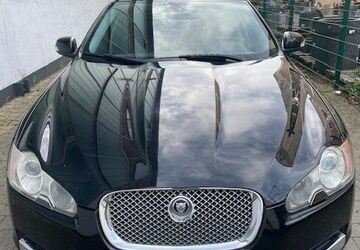 Jaguar XF 171.885 km 3.950 &euro; Hilden 40721