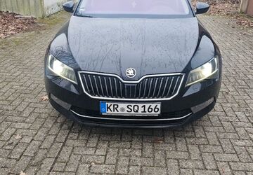 Skoda Superb 202.000 km 13.500 &euro; Krefeld 47805