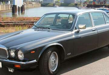 Jaguar Daimler 110.000 km 23.900 &euro; Düsseldorf 40225