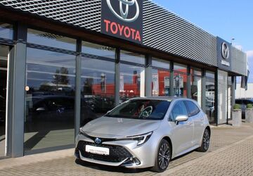 Toyota Corolla 22.170 km 24.992 &euro; Moers 47441