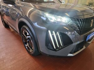 Peugeot 2008 Allure Klimaautom. Alu Allwetter Android Appl 14.715 km 17.880 &euro; HAAN 42781