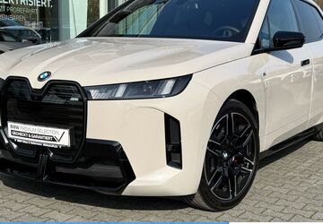 BMW iX 26.684 km 92.450 &euro; Mülheim 45472