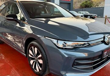 VW Golf 29.502 km 23.490 &euro; Düsseldorf 40589