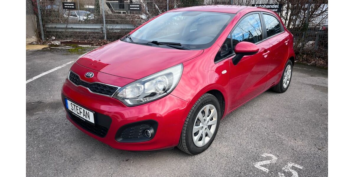 Kia Rio 136.000 km 5.700 &euro; Neuss 41472