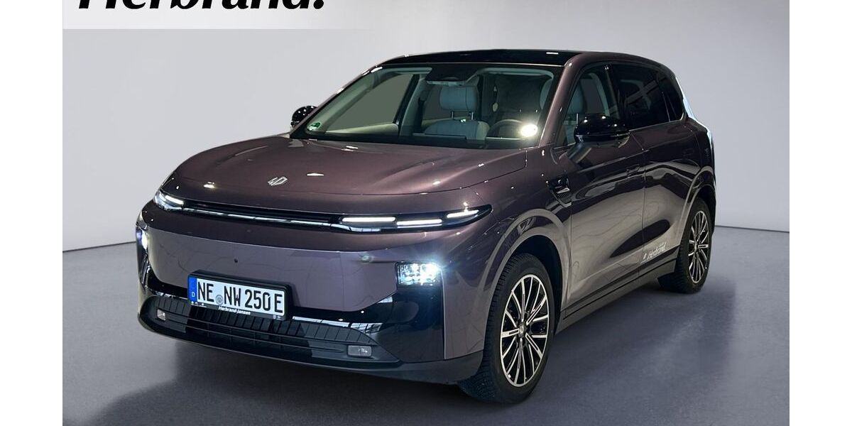 Leapmotor B10 4.056 km 30.889 &euro; Neuss 41460