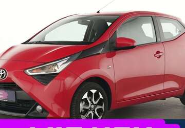 Toyota Aygo X 18.121 km 9.989 &euro; Neuss bei Düsseldorf 41460