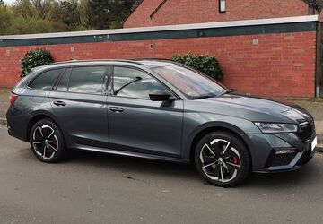 Skoda Octavia 103.000 km 25.900 &euro; Düsseldorf 40591