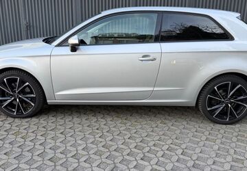 Audi A3 128.000 km 11.700 &euro; Düsseldorf 40591