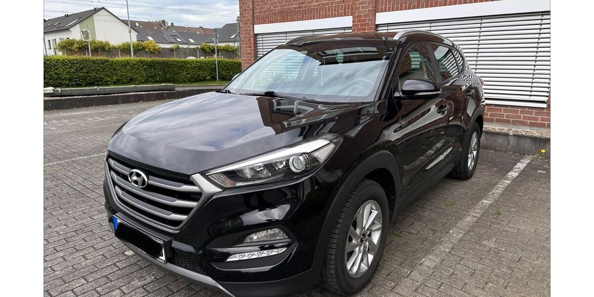 Hyundai TUCSON 152.421 km 13.600 &euro; Erkrath 40699