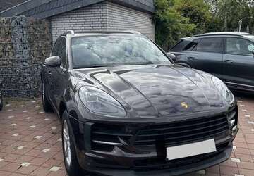 Porsche Macan 89.000 km 49.999 &euro; Moers 47441