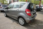 Mercedes-Benz A 160 Elegance Klima SHZ Alu 16 2.Hd Erst 47 Tkm 47.900 km 6.999 &euro; Neuss 41462